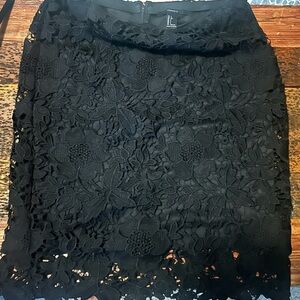 NWOT Forever 21 Lace Black Skirt large